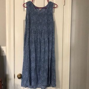 Sleeveless summer dress